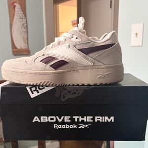 Reebok Athletic Shoes in Cream and Purple